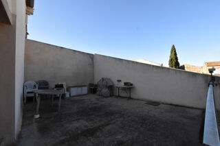  Immeuble à vendre 300 m²