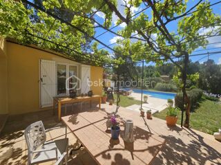  Propriété/château à vendre 7 pièces 158 m²