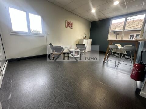 Entrepôt + bureaux 430 m² à Alfortville 4990 94140 Alfortville
