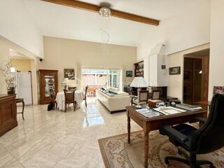  Propriété/château à vendre 6 pièces 170 m²