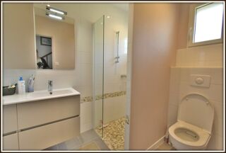  Propriété/château à vendre 10 pièces 215 m²