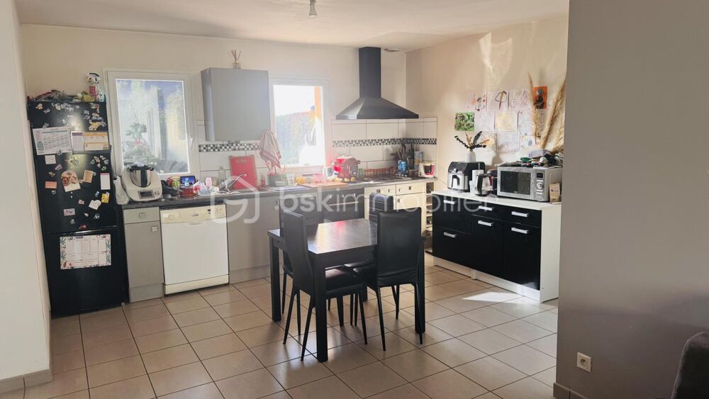 Vente Maison Maison de plain-pied – 3 chambres + garage – Secteur résidentiel à Créhen Crehen