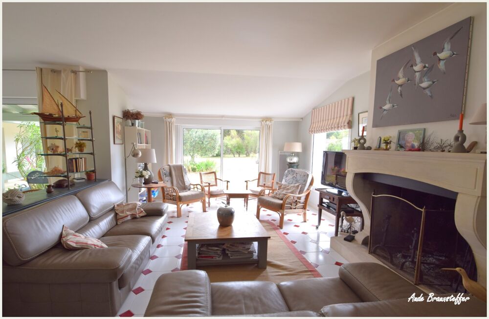 Maison à vendre 9 pièces LES PORTES EN RE (17), 7 chambres, à 2' des plus belles plages