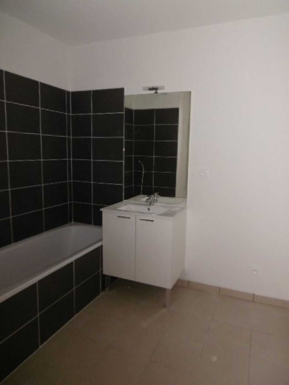 Location Appartement T3 avec terrasse et parking à Aix en Provence Aix en provence
