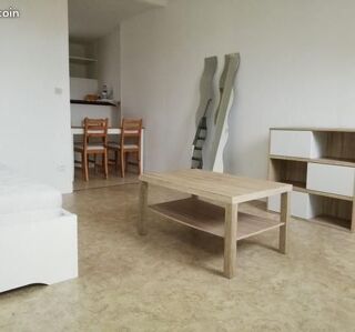  Appartement à louer 1 pièce 24 m²