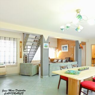  Villa � vendre 8 pi�ces 250 m�