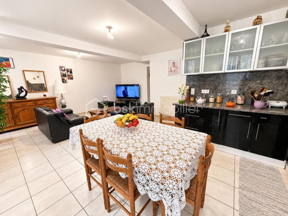 Appartement T3 avec bureau, deux pièces deau et faibles charges