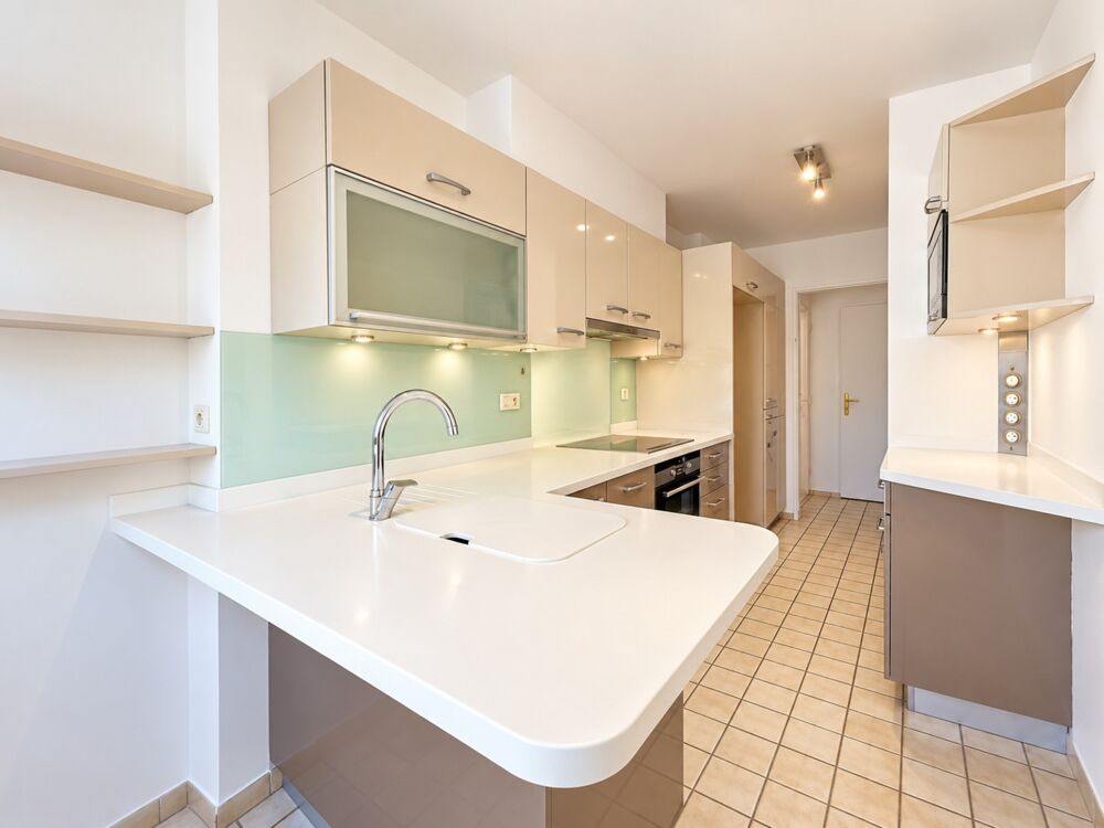 Appartement à vendre 4 pièces LE CHESNAY (78)100m²-3 chambres-Loggia-Balcon-Parking-cave