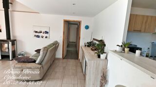  Proprit/chteau  vendre 9 pices 300 m