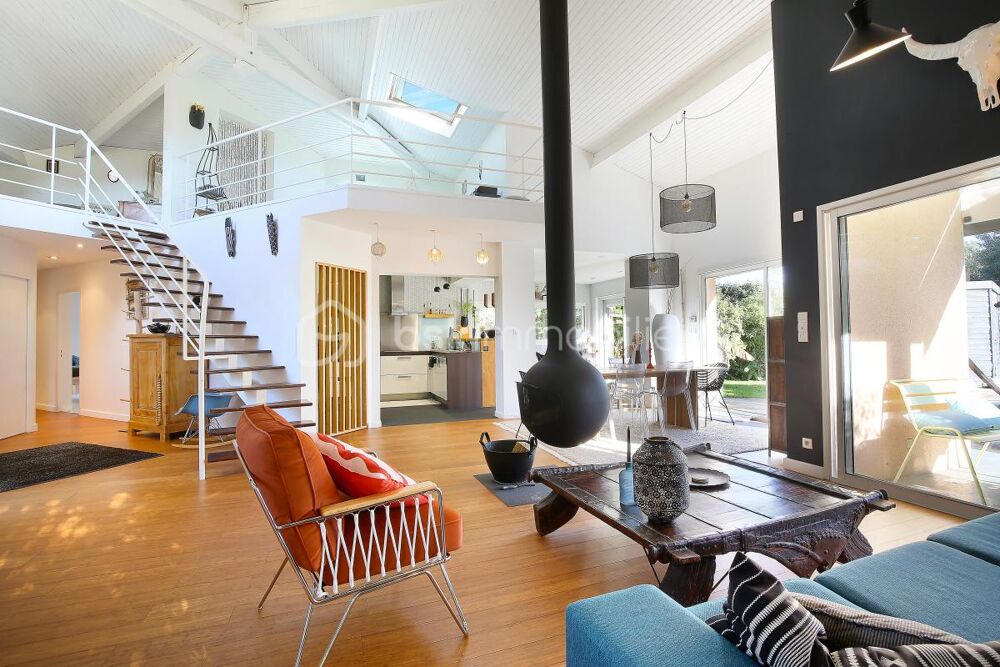 Vente Villa Superbe villa avec piscine et prestations de qualit� Roques