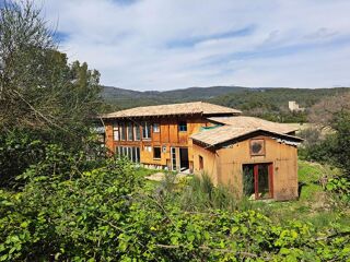  Maison � vendre 6 pi�ces 195 m�