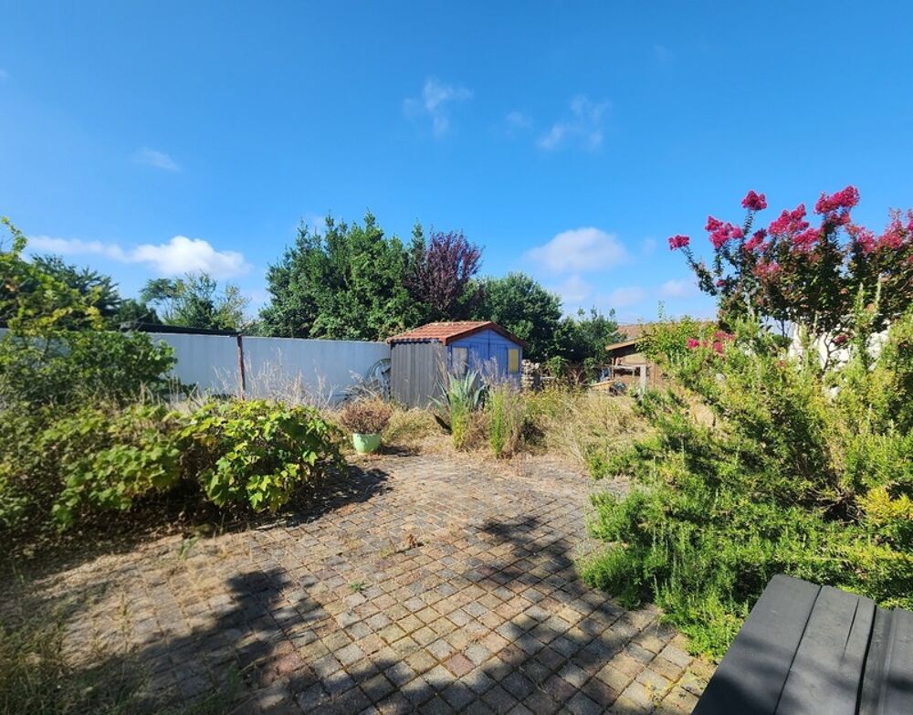 Maison à vendre de plain-pied 139m² - 5 pièces - LE CHATEAU D'OLERON (17)