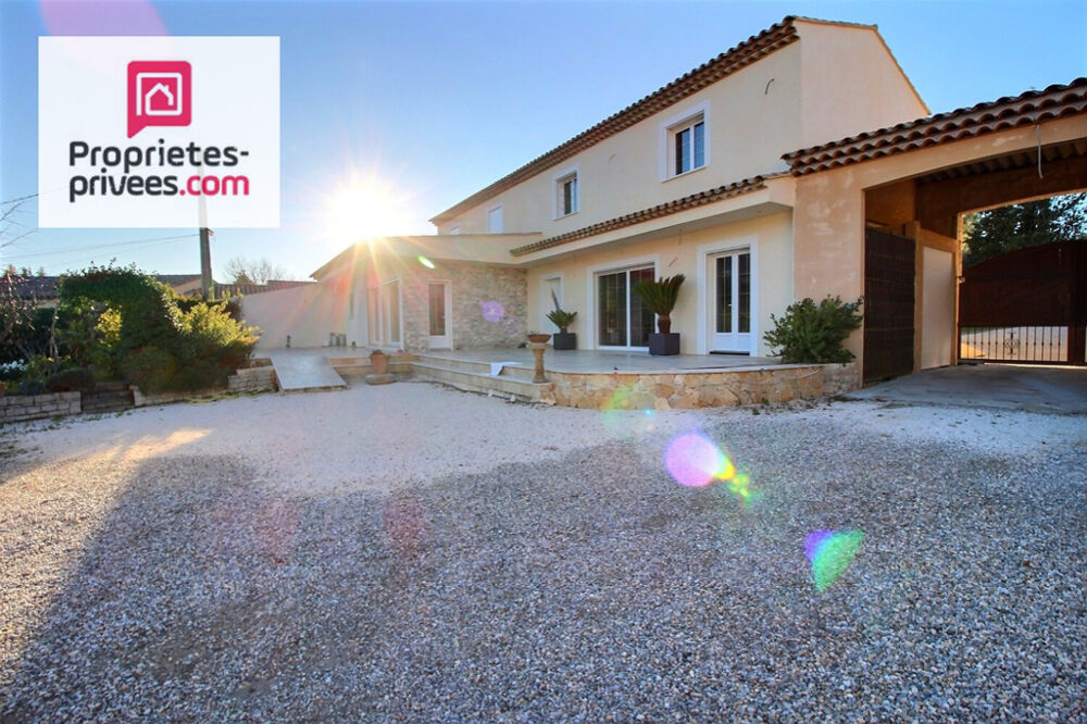 Puget sur Argens 83480- Ensemble immobilier de 3 villas sur terrain de 5400m²
