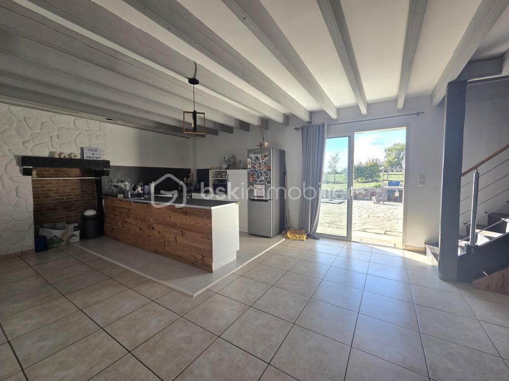 Vente Maison Maison 5 pièces 194m2 Neuvy bouin
