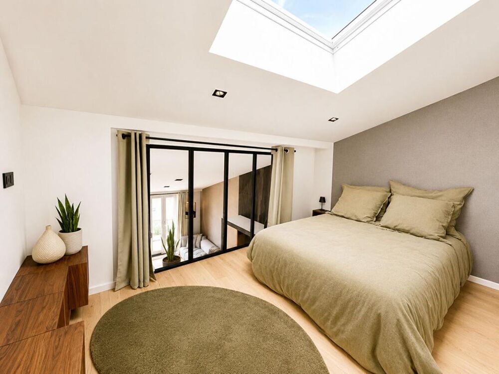 Vente Appartement FRÉJUS CENTRE-VILLE - T3 ENTIÈREMENT MEUBLÉ ET RÉNOVÉ AVEC TERRASSE Frejus