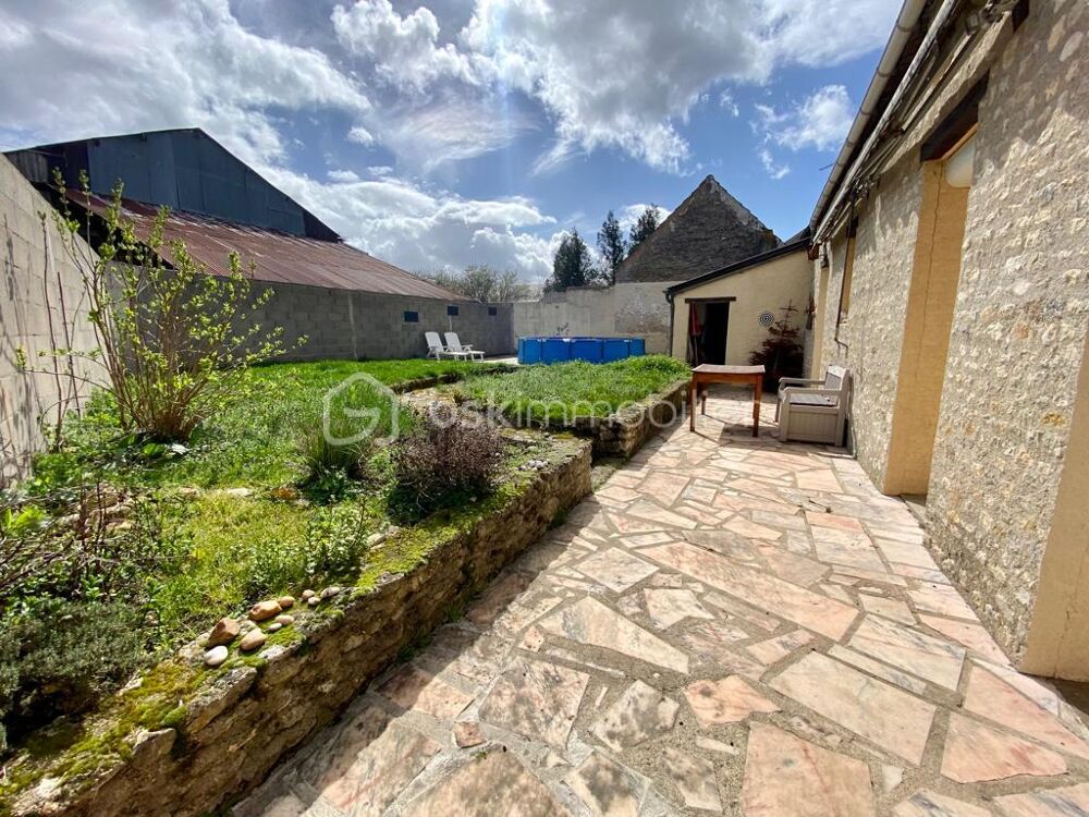 Maison en pierre entièrement rénovée
