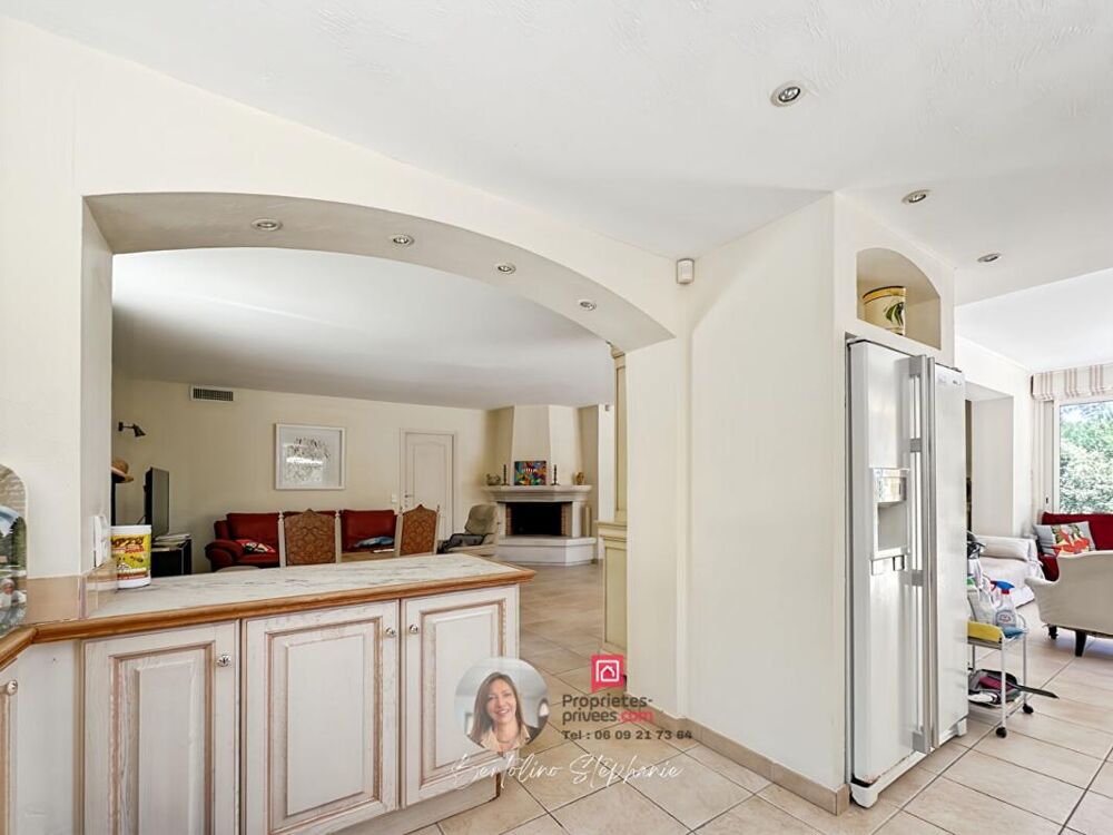 Vente Maison TRANS-EN-PROVENCE - Maison de plain-pied avec piscine, dépendance et terrain paysagé Trans en provence