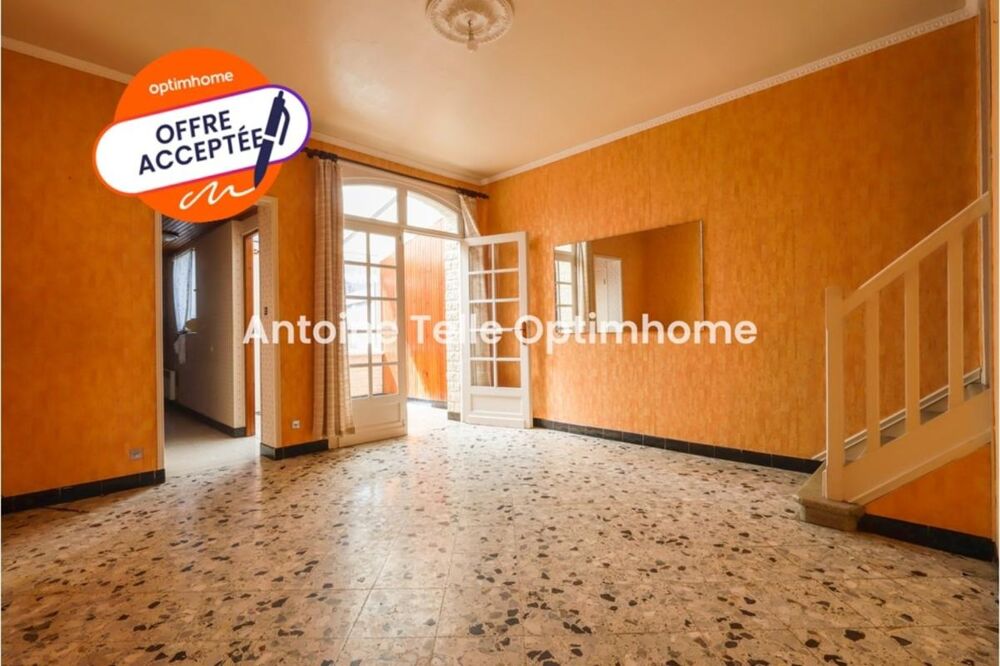 Le Cateau 59360 - Maison à rafraichir avec garage & jardin clos