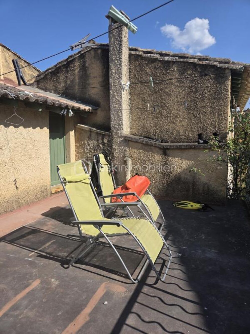 Location Maison MAISON DE VILLAGE avec Cour+Terrasse+Garage Valliguieres