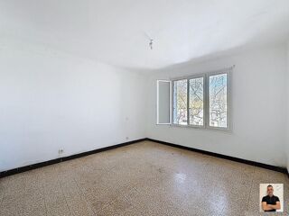  Immeuble à vendre 12 pièces 304 m²