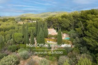 Villa  vendre 12 pices 400 m