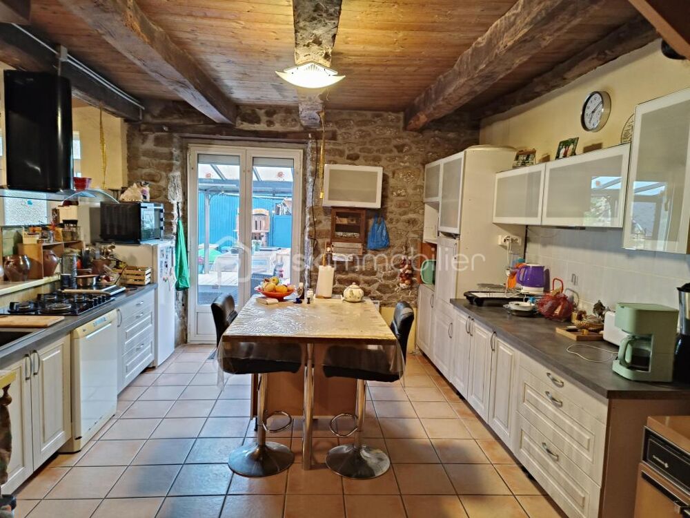 Maison 8 pièces 270m2