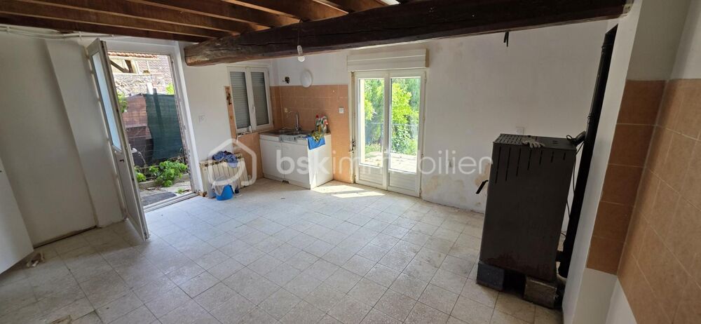 Maison ancienne avec fort potentiel et un terrain constructible