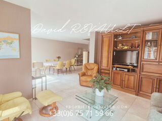  Maison  vendre 6 pices 143 m