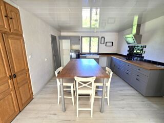  Maison à vendre 10 pièces 182 m²