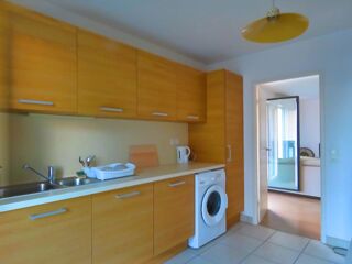  Appartement à louer 5 pièces 95 m²