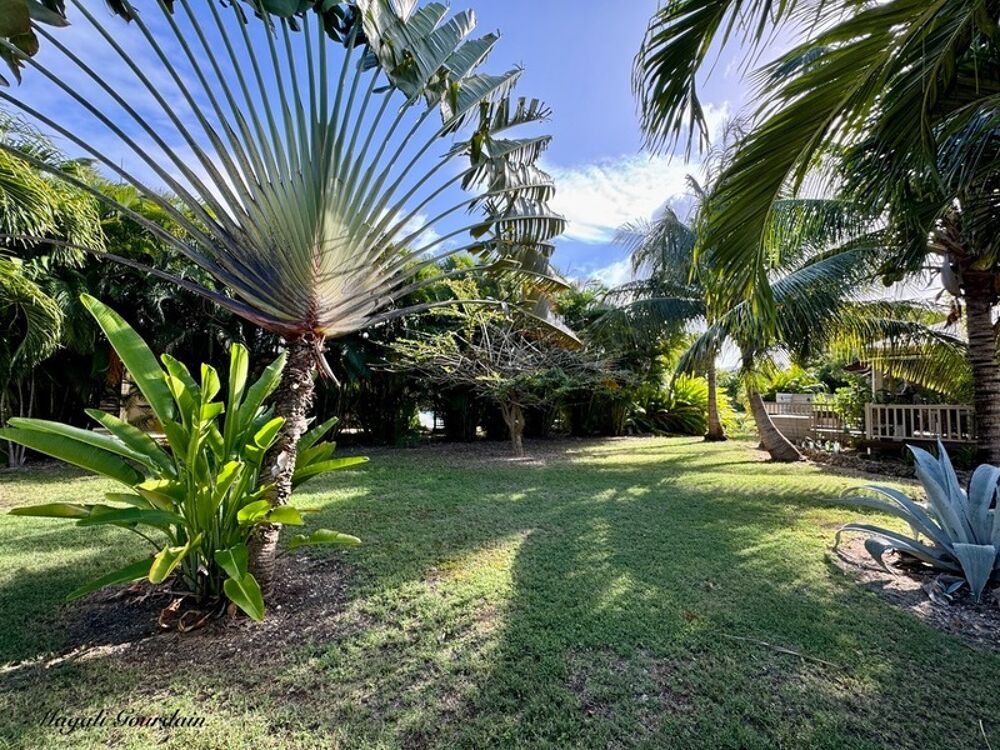 Vente Propriété/Château SAINT-FRANÇOIS – VILLA D'EXCEPTION AVEC GRANDE PISCINE, À 5 MINUTES DES PLAGES Saint francois
