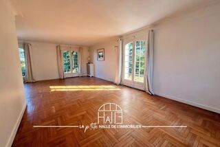  Maison à vendre 8 pièces 228 m²