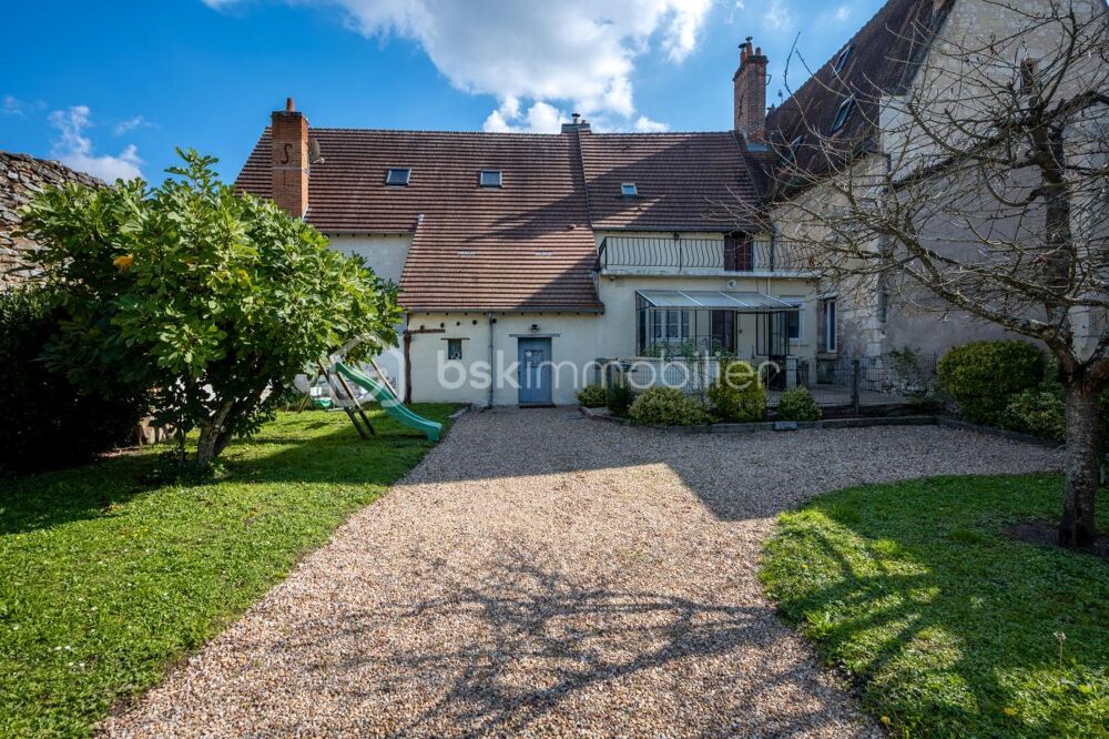 À vendre  Maison Type T4 - historique au coeur du quartier des Templiers à Valençay