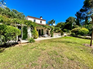  Villa à vendre 6 pièces 156 m²
