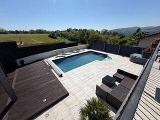  Maison � vendre 7 pi�ces 210 m�