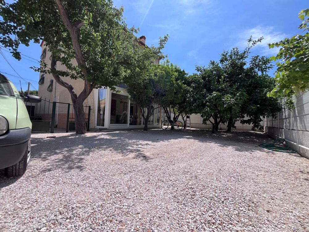 Vente Appartement Magnifique appartement de type T2 en rez-de-chaussée avec jardin de 170 m² sans vis-à-vis et véranda de 20 m² Perpignan