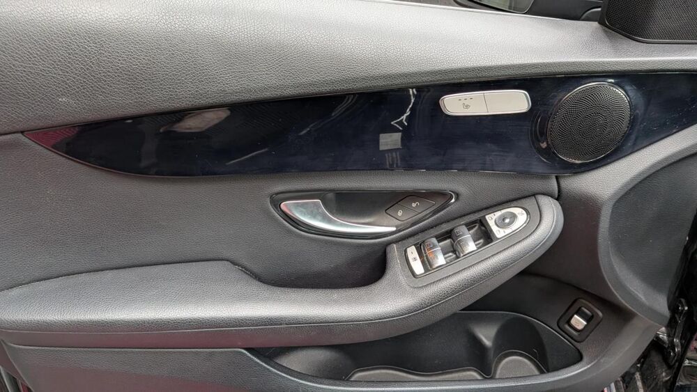 Classe C BENZ BREAK 300 DE 194+122CH AVANTGARDE LINE MERCEDES-BENZ 2020 occasion 73000 Chambery