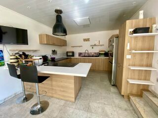  Maison � vendre 8 pi�ces 293 m�