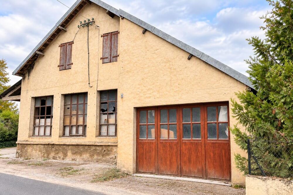 Vente Parking/Garage Masclat 46350-Centre-Bourg:  Hangar/atelier- 4 pièce(s) 290 m2 sur deux étages Masclat