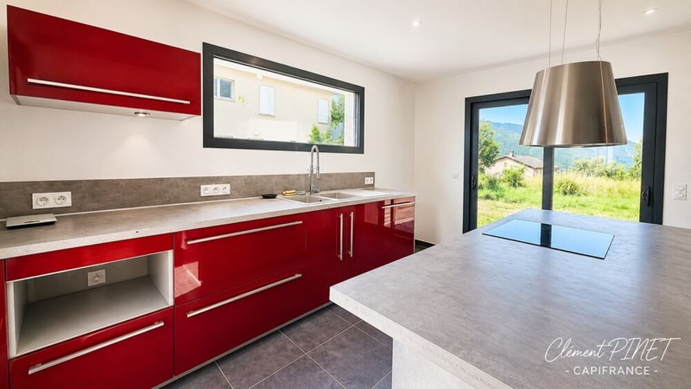 Maison contemporaine de 2018  113 m²  4 chambres  Terrain de 1 107 m²