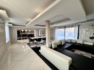  Maison � vendre 9 pi�ces 301 m�