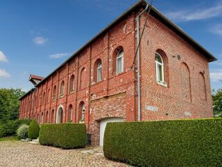  Maison  vendre 8 pices 650 m