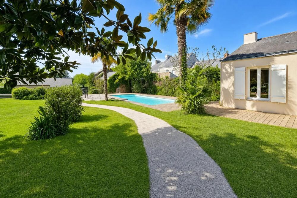 Domaine de réception de charme avec piscine - Parcelle 1 912 m²