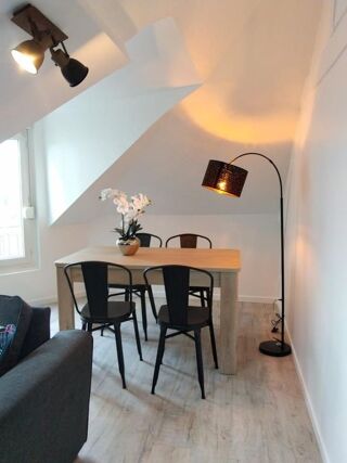  Appartement à louer 2 pièces 48 m²