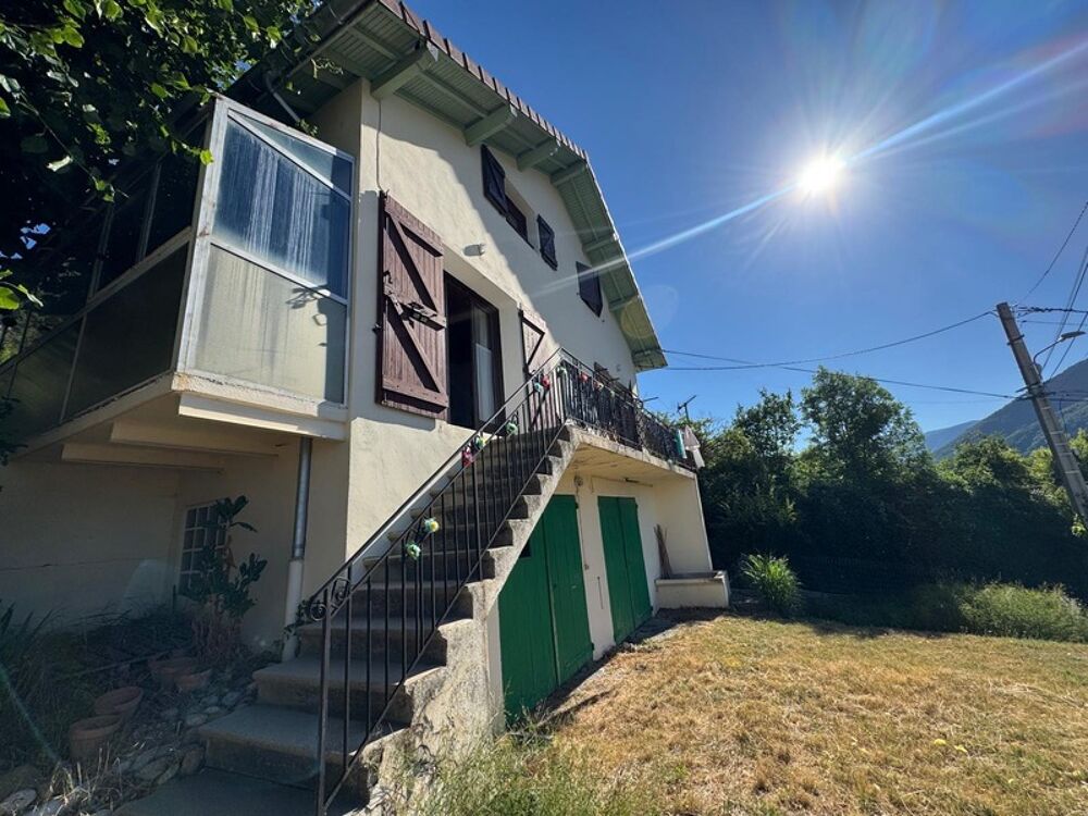 Maison à vendre 7 pièces VEYNES (05)
