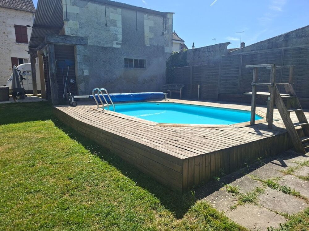 Maison de 100 m², 4 chambres, sur plus de 1300 m² de terrain