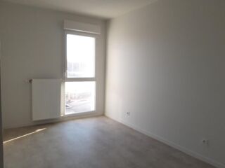  Appartement à louer 3 pièces 61 m²
