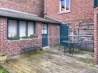  Propriété/château à vendre 9 pièces 256 m²