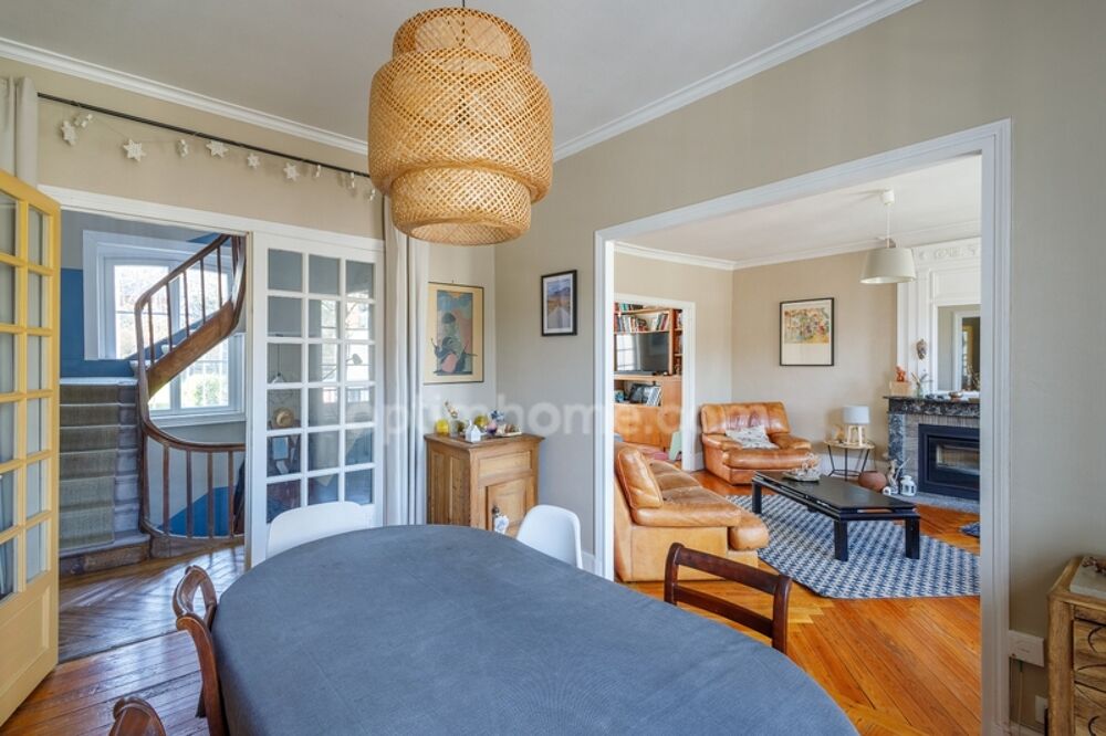HONFLEUR  Maison bourgeoise - 389 m2 - 10 chambres - Terrain 570 m2 - Terrasse