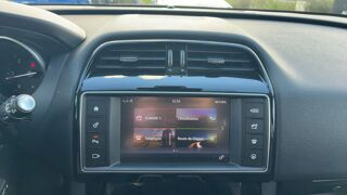 F-PACE 2.0 D 163 2WD Prestige - Toit ouvrant 2018 occasion 76230 Isneauville